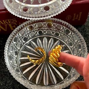 Vintage estate chunky hoop earrings